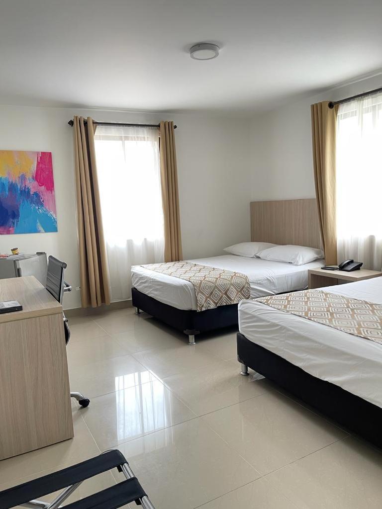 Hotel Juan Maria Tuluá Zewnętrze zdjęcie