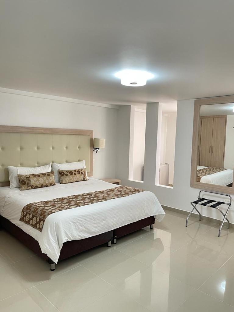 Hotel Juan Maria Tuluá Zewnętrze zdjęcie